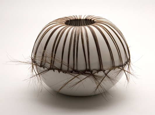 horsehair tight to porcelain ball