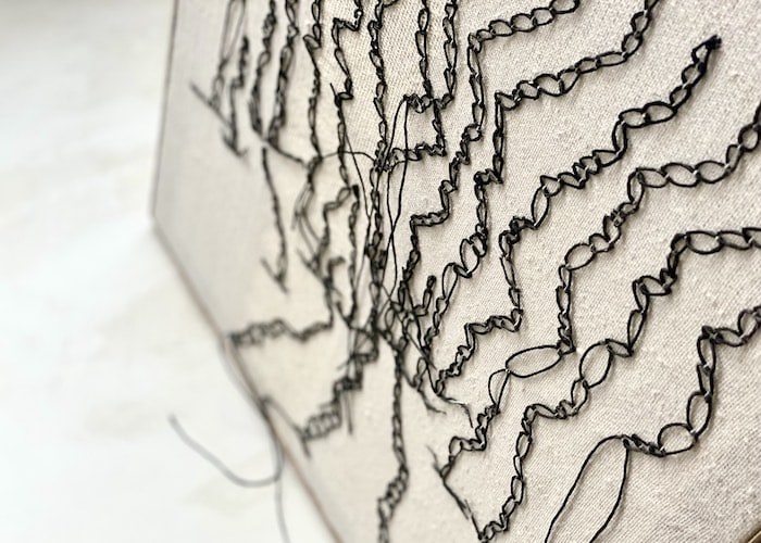 black paper yarn weaving